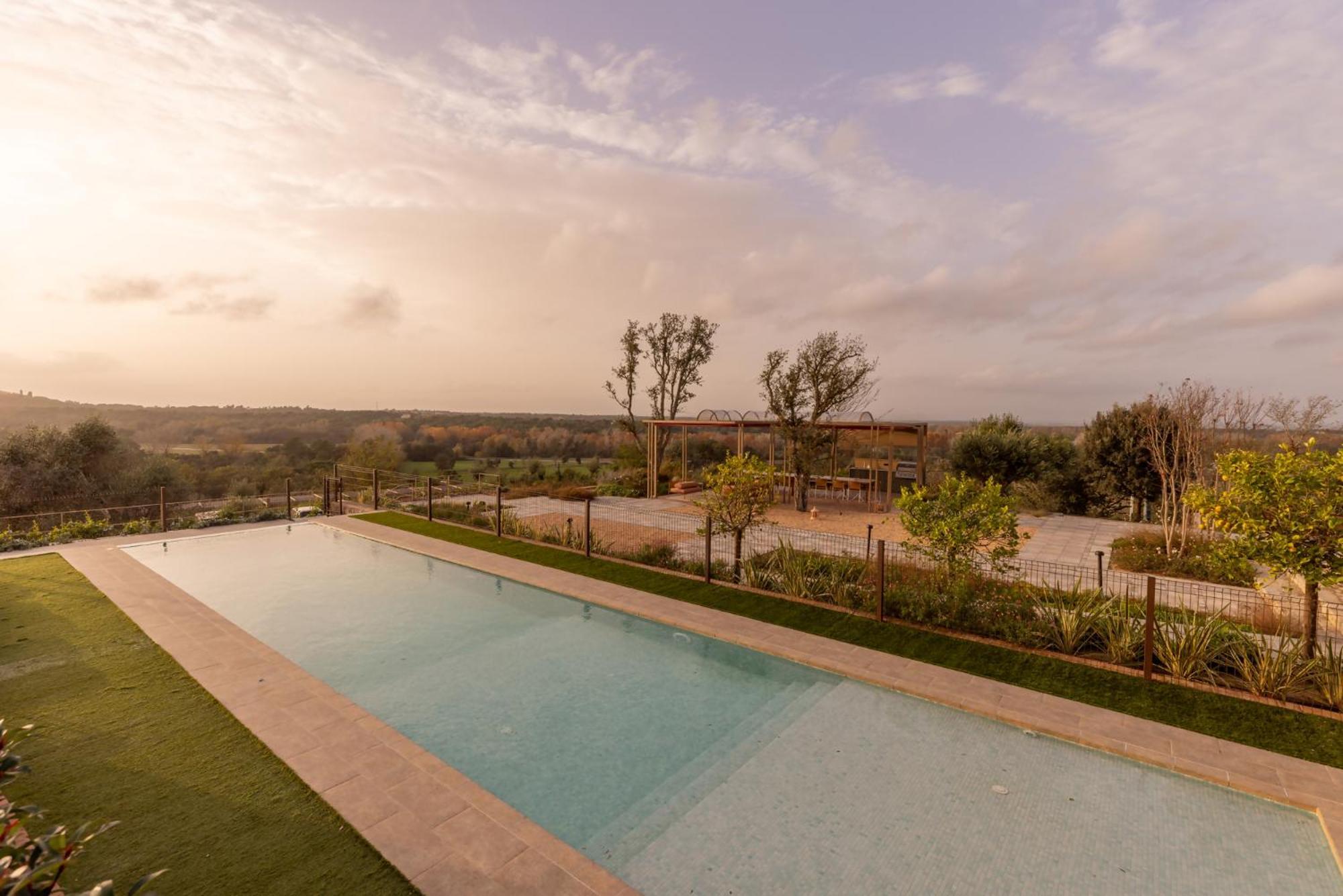 Can Bufi Espectacular Casa Con Piscina Interior Llagostera Esterno foto